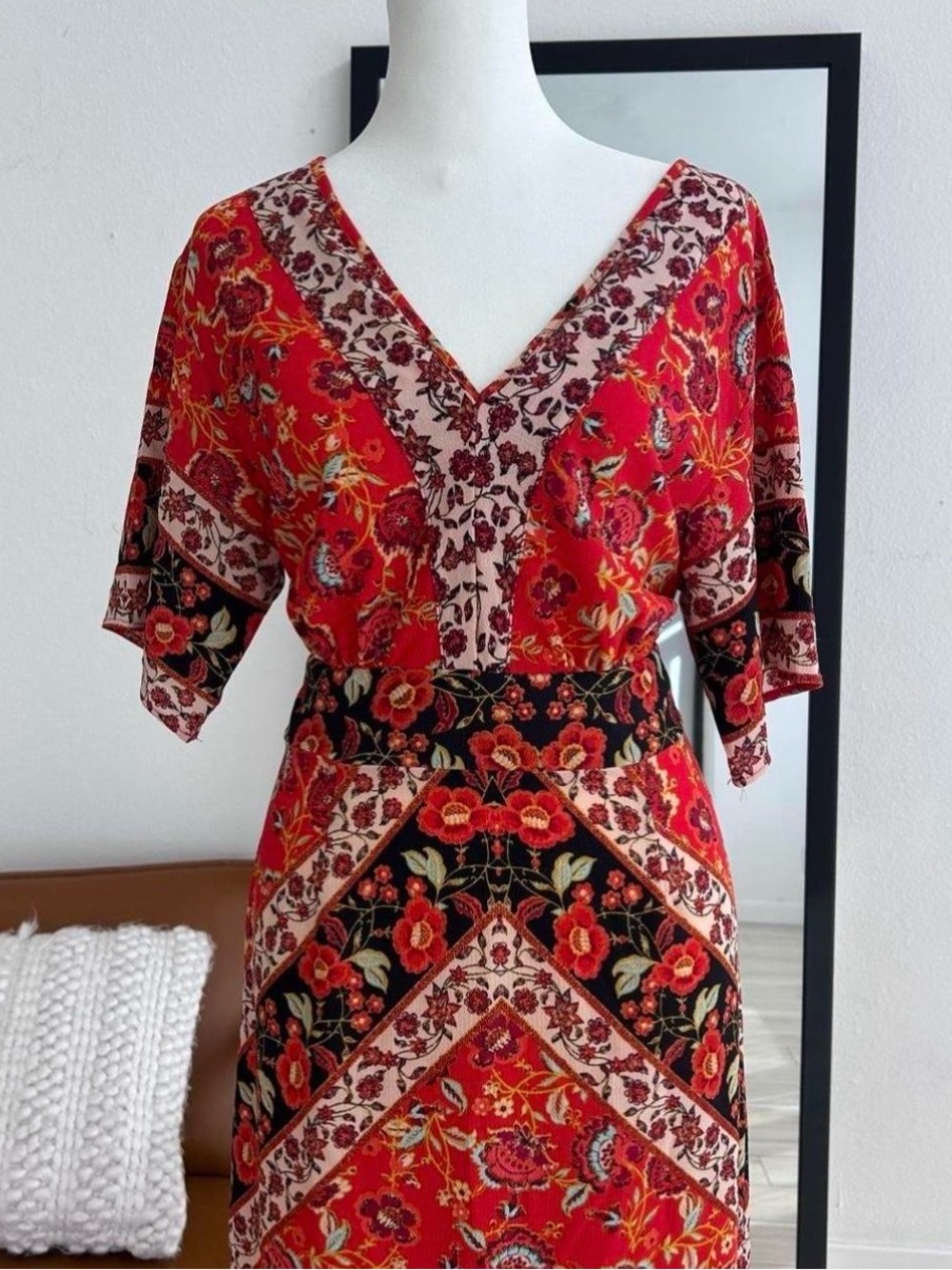 Xhilaration Red Floral V-Neck Maxi Dress with Contrast Border - Picture 2 of 8